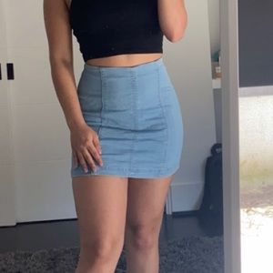 SKY AND SPARROW Seamed Light Wash Denim Mini Skirt